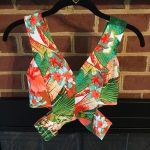 Privileged Tropical Crop-Top